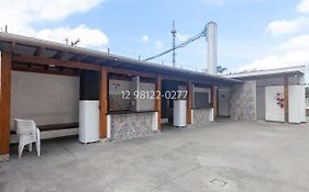 Sun Way Apartamentos com piscinas e churrasqueiras